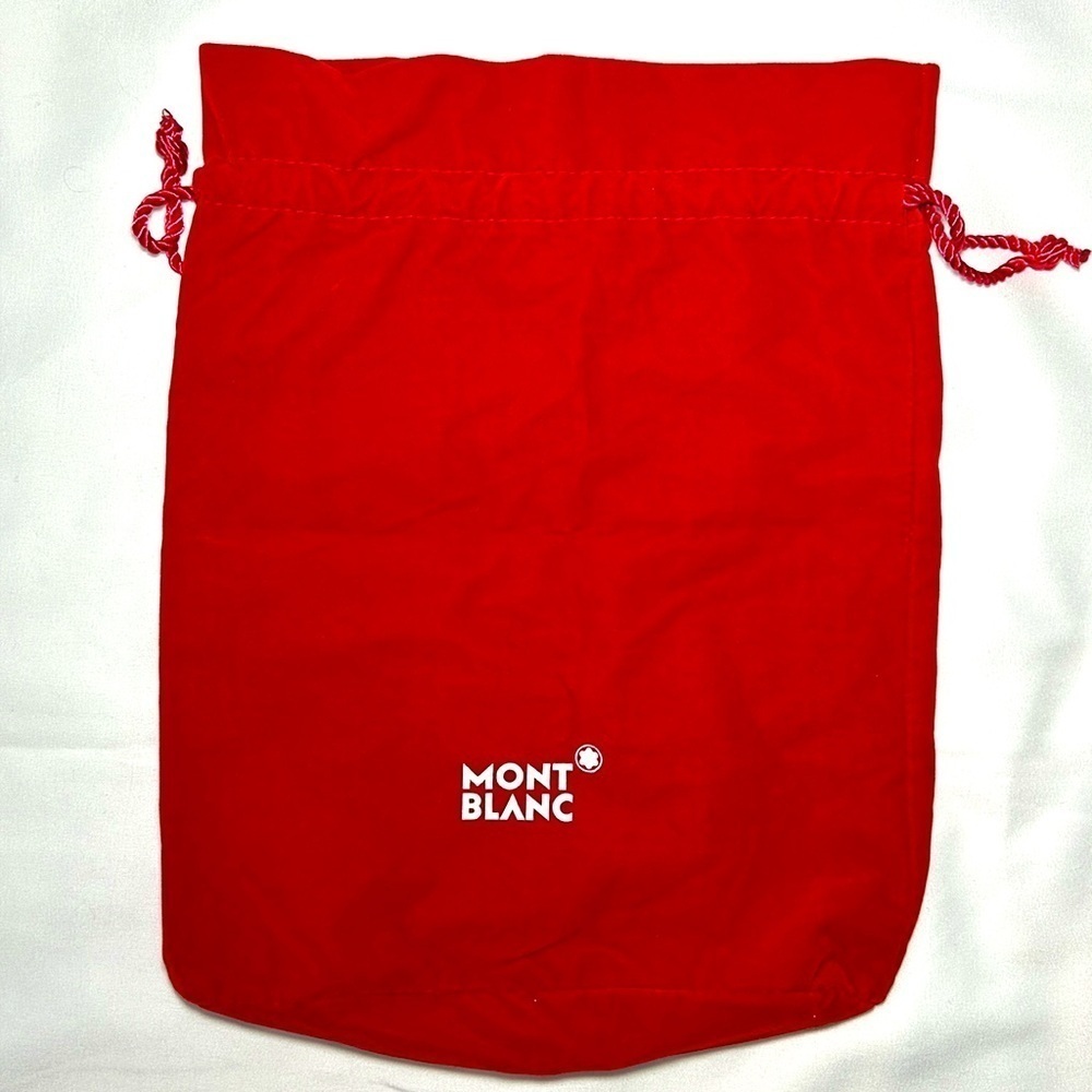 Mont Black Red Velvet Dust‎ Bag